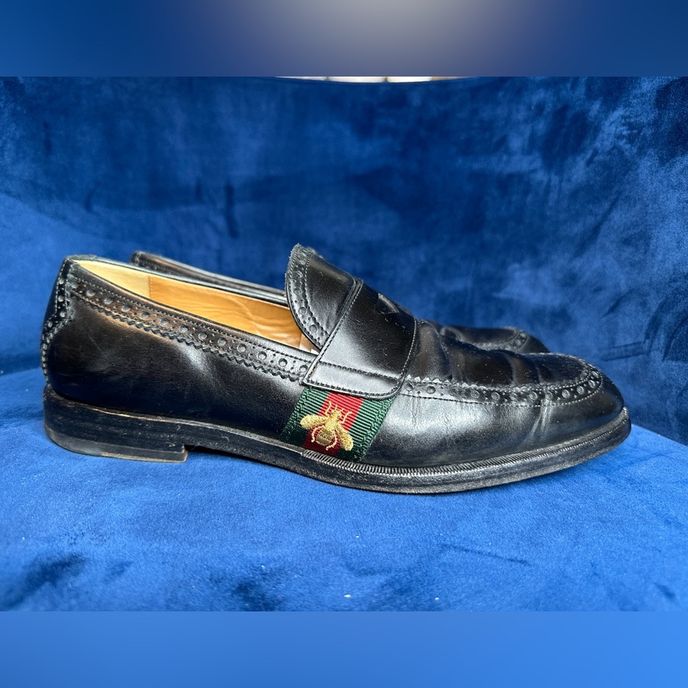 Gucci Black Leather Penny Loafers with Bee Detail Size 8.5